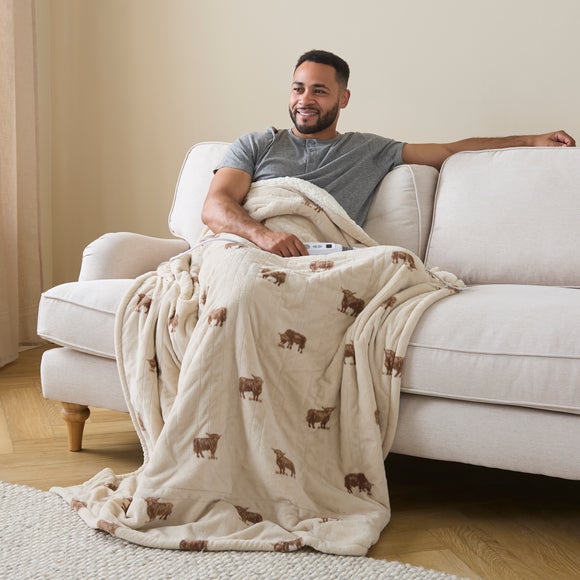 Highland Cow Sherpa Electric Throw