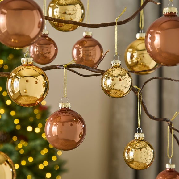 Pack of 42 Metallic Glass Baubles