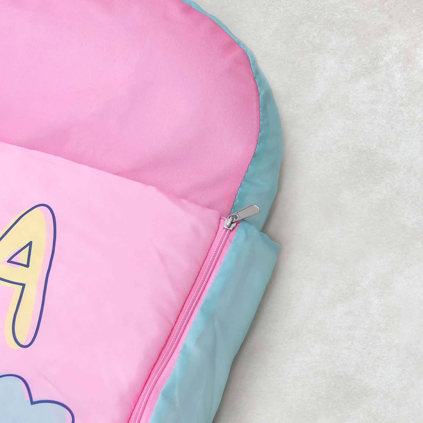 Carousel zoom image position 5 of 7