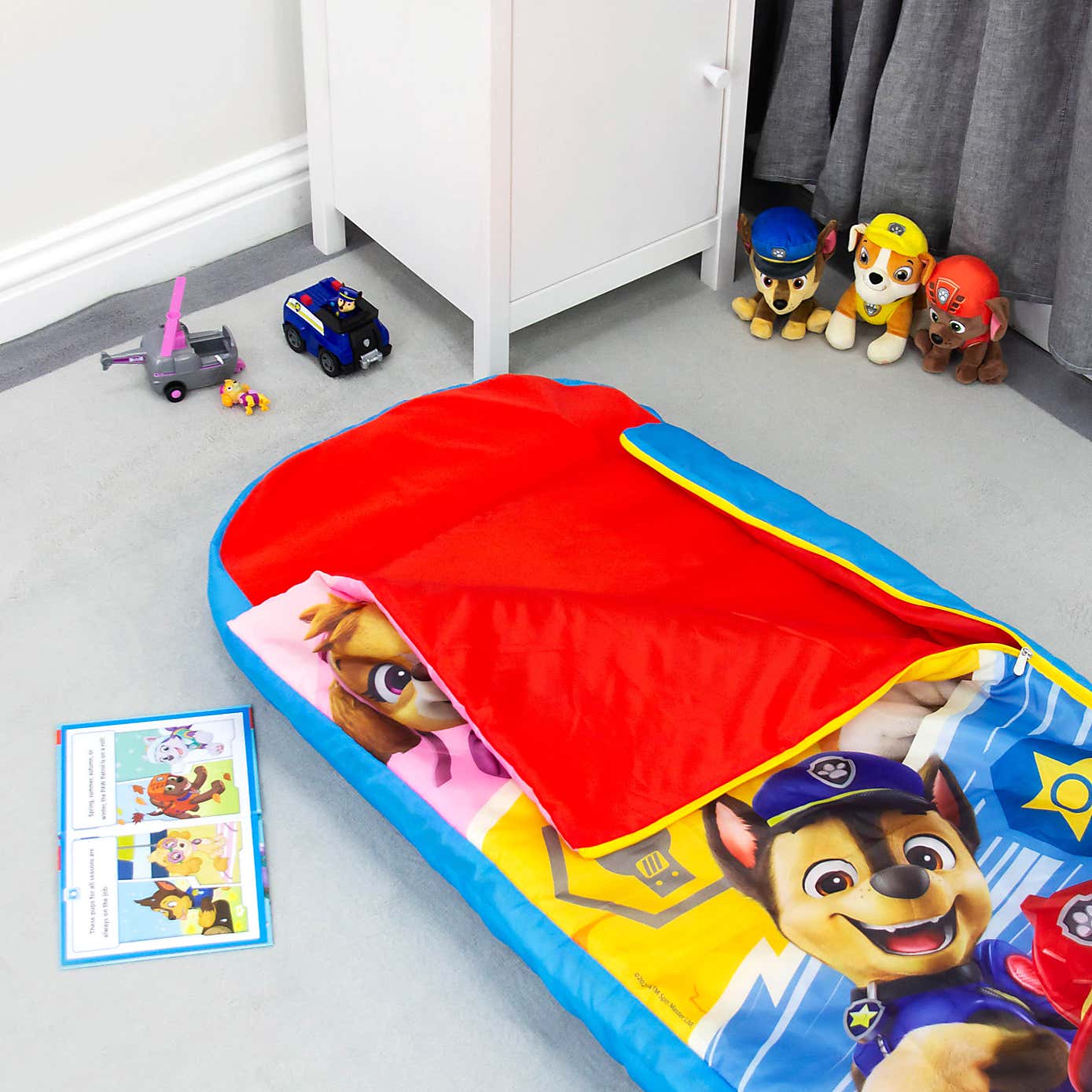 Carousel zoom image position 4 of 7