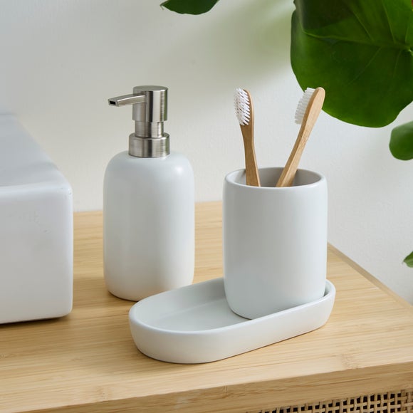 3 Piece Minimalist Stoneware Bathroom Accessories Set