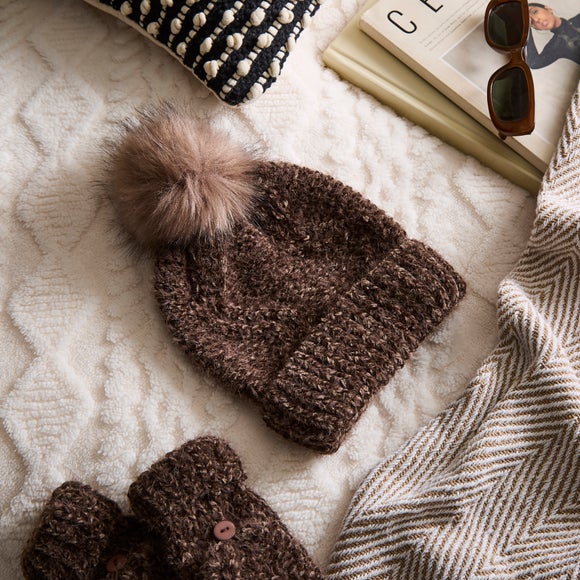 Ladies Chocolate Chenille Hat