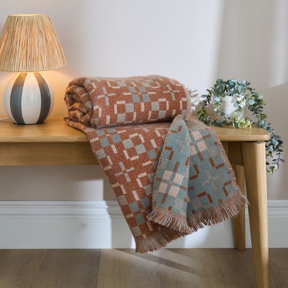 Welsh Blanket Effect Throw 130cm x 180cm
