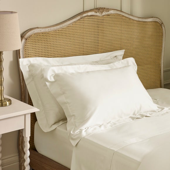 Dorma Luxe Egyptian Cotton Sateen Kingsize Oxford Pillowcase
