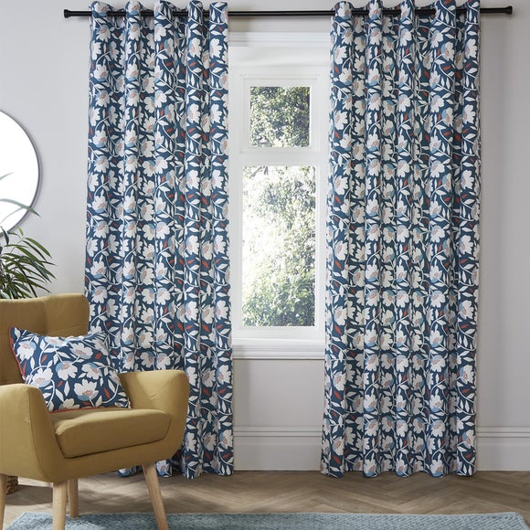 Carousel navigation image position 3 of 3