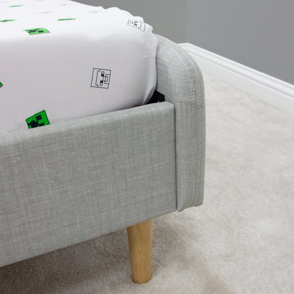 Carousel navigation image position 5 of 7