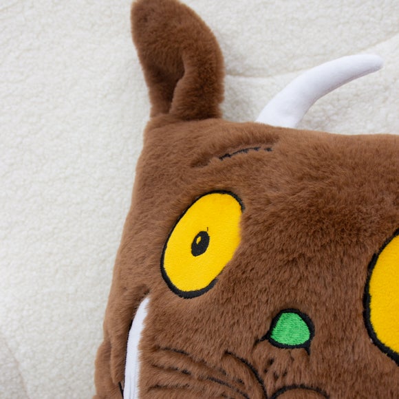 Carousel navigation image position 3 of 6