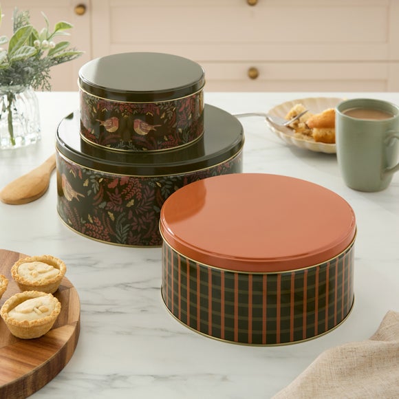 Set of 3 Winter Harvest Nesting Cake Tins