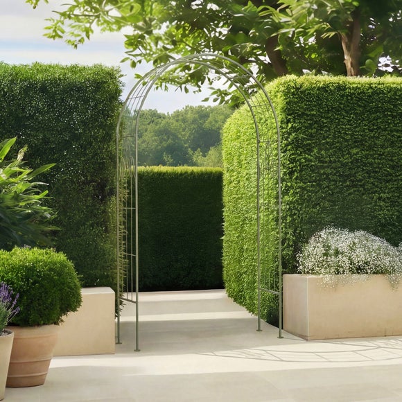 Rustic Leaf Metal Arch