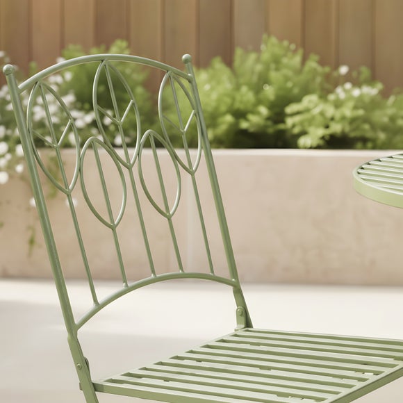 Carousel navigation image position 3 of 9