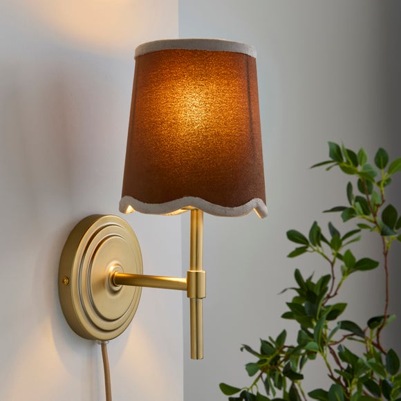 View Scalloped Velvet Easy Fit Lamp Shade View Scalloped Velvet Easy Fit Lamp Shade