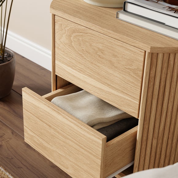 Carousel navigation image position 3 of 7