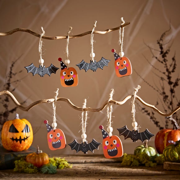 Pack of Wooden Halloween Decorations