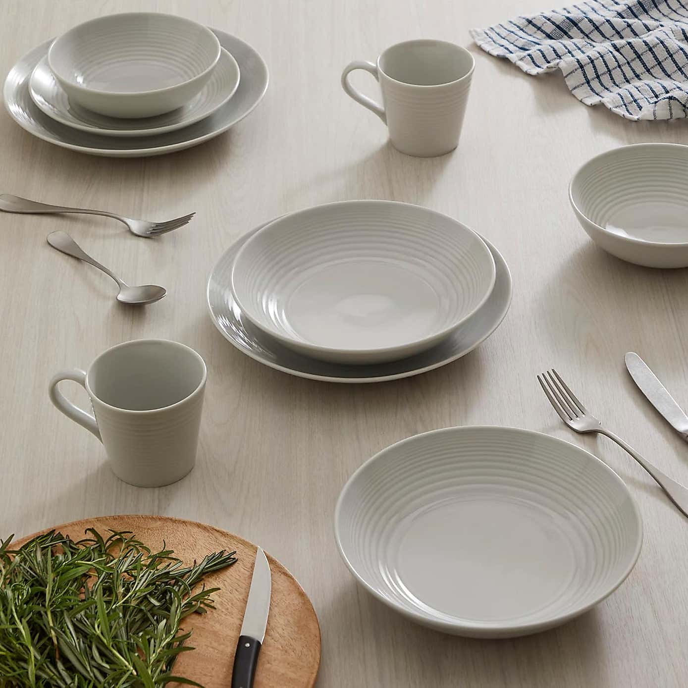 Carousel zoom image position 4 of 5