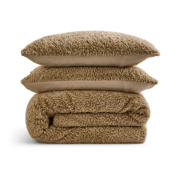 Photo 5 of Timeless Fur Duvet Cover & Pillowcase Set