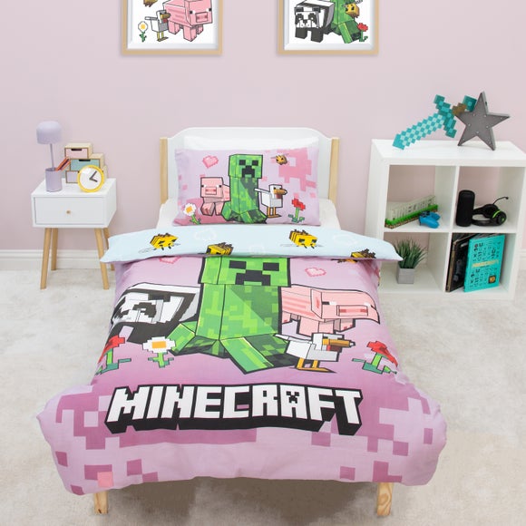 Minecraft Group Duvet Cover and Pillowcase Set