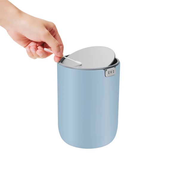 Carousel navigation image position 4 of 7