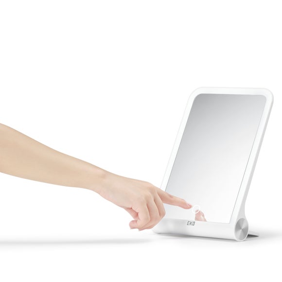 Carousel navigation image position 4 of 8