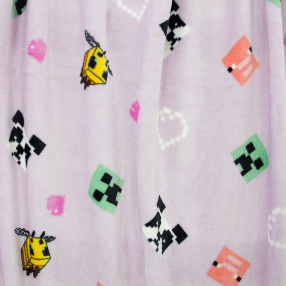 Carousel navigation image position 3 of 7