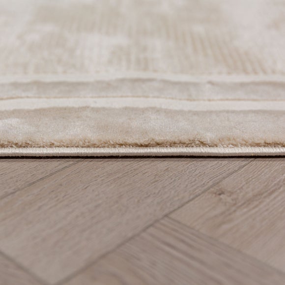 Carousel navigation image position 4 of 7