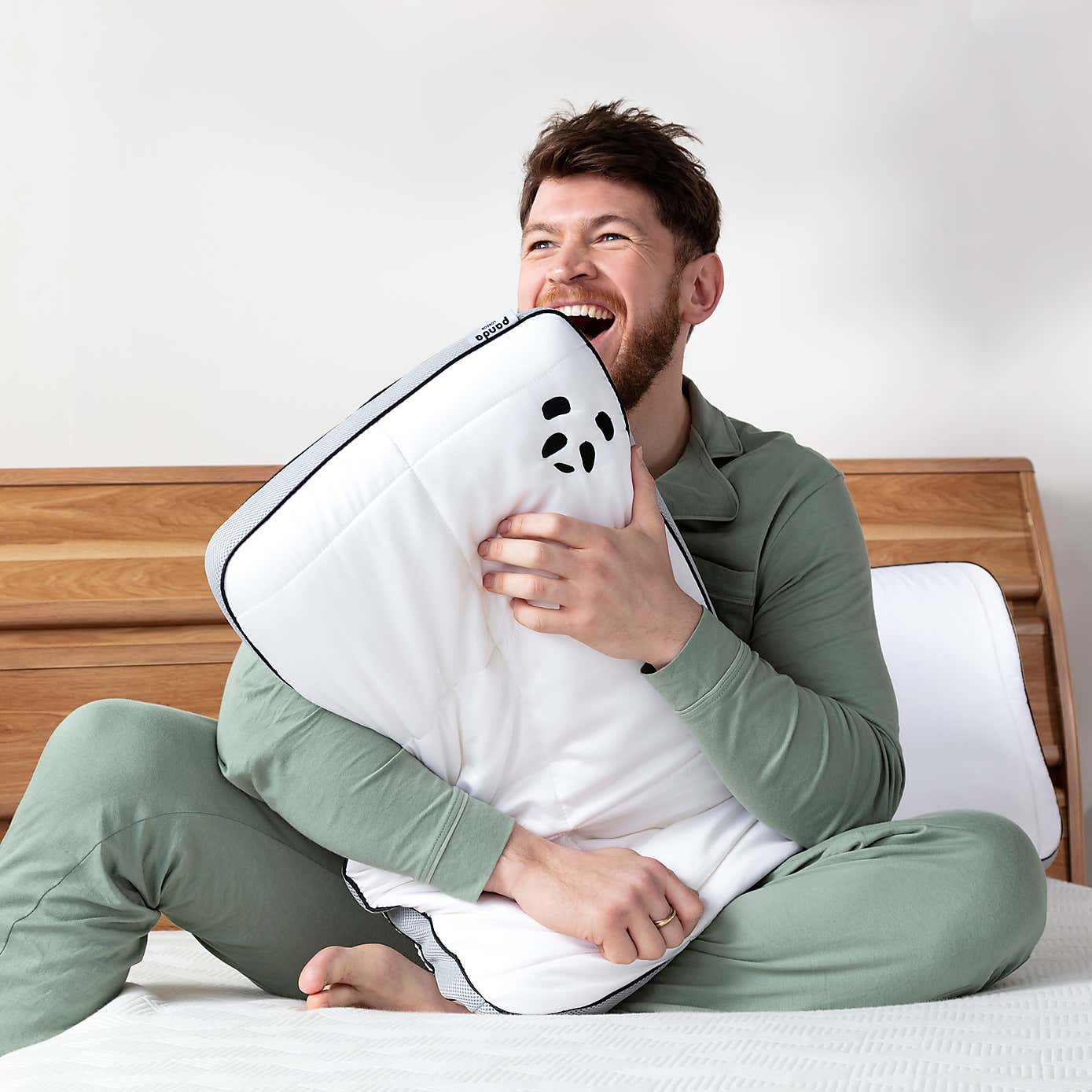 Carousel zoom image position 4 of 4