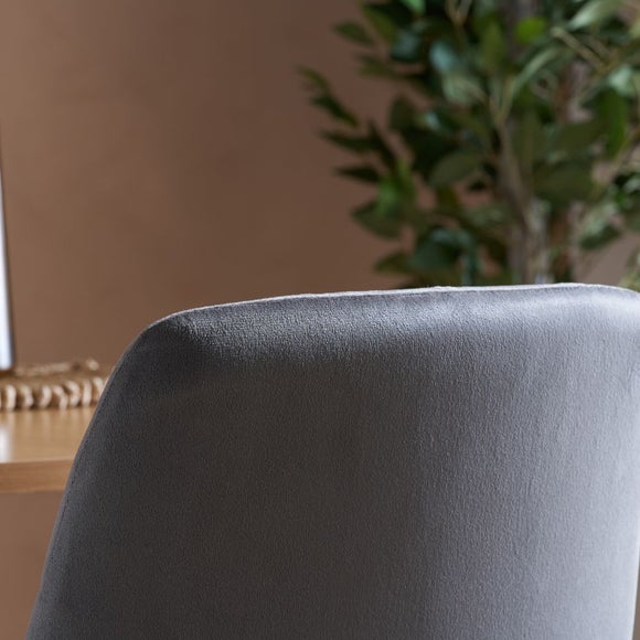 Carousel navigation image position 6 of 9