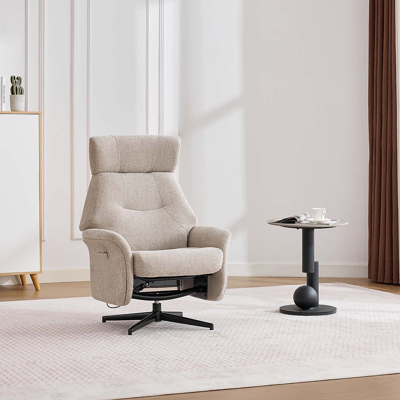 Carousel zoom image position 2 of 7