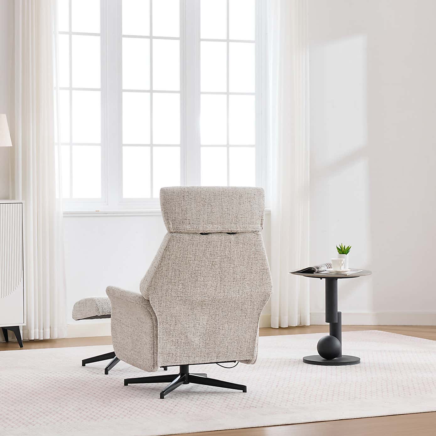 Carousel zoom image position 4 of 6