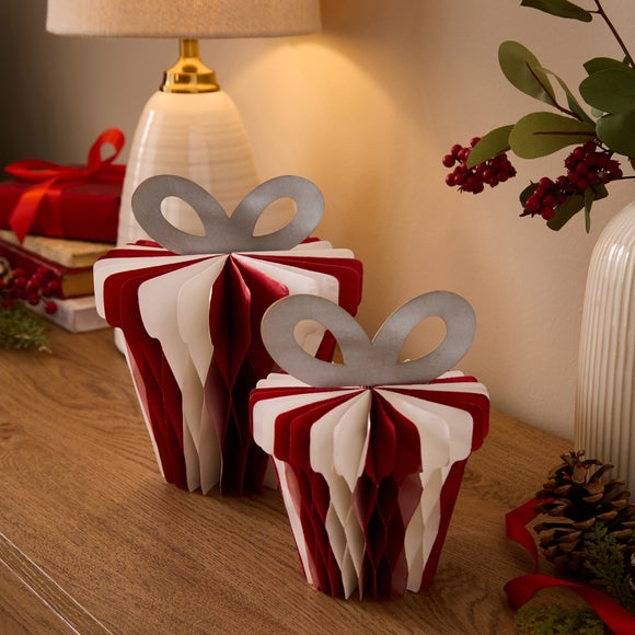 View Set Of 2 Folding Paper Presents View Set Of 2 Folding Paper Presents