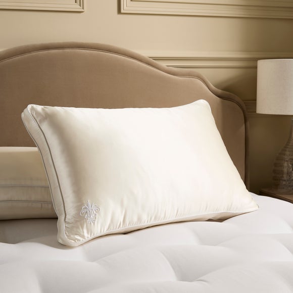Dorma Organic Silk Surround Side Sleeper Pillow