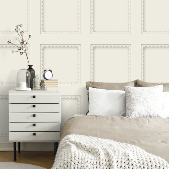 Scallop Panel Wallpaper