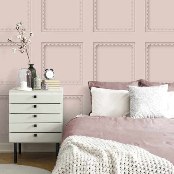 Scallop Panel Wallpaper