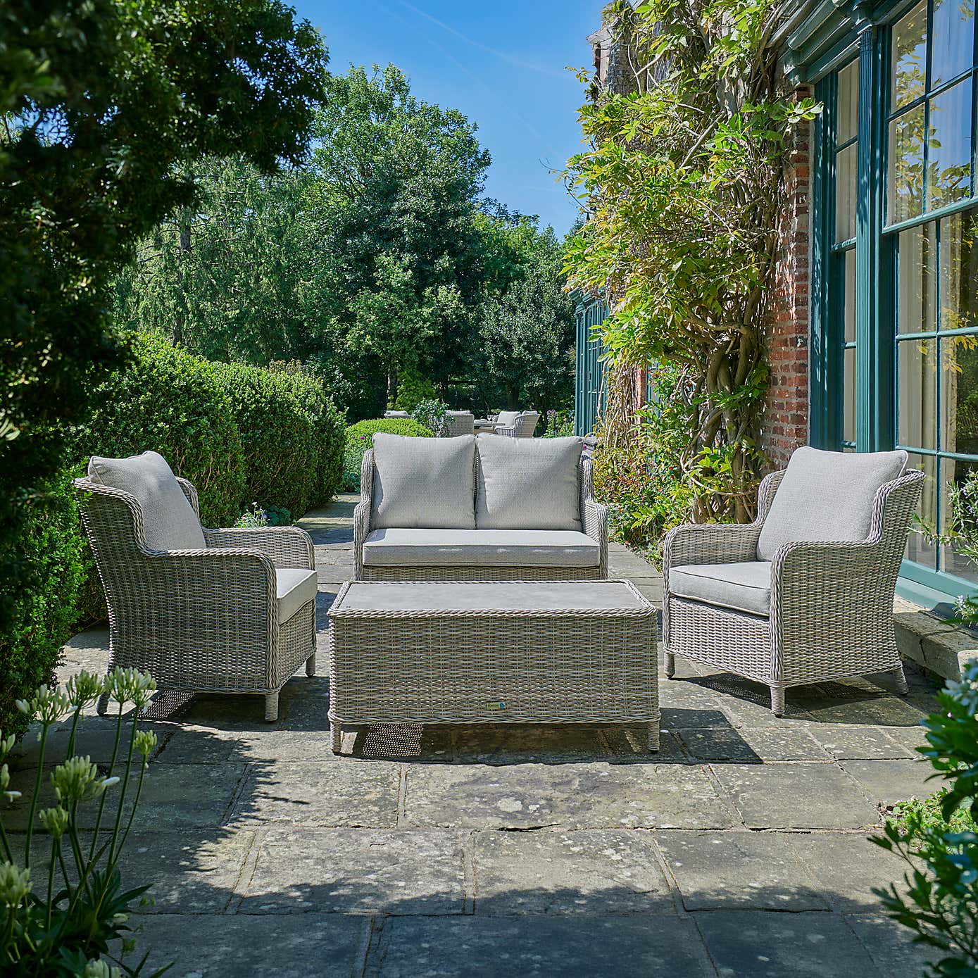 Carousel zoom image position 2 of 6