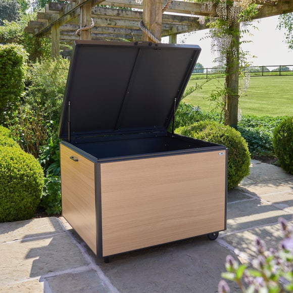 Carousel navigation image position 4 of 9