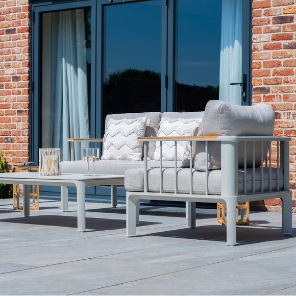 Carousel navigation image position 3 of 8