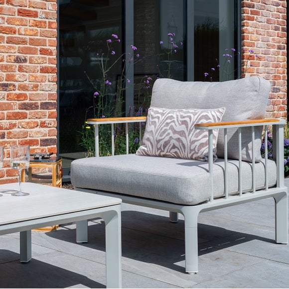 Carousel navigation image position 5 of 8