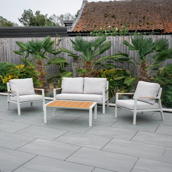 Norfolk Leisure Stratton Lounge Set