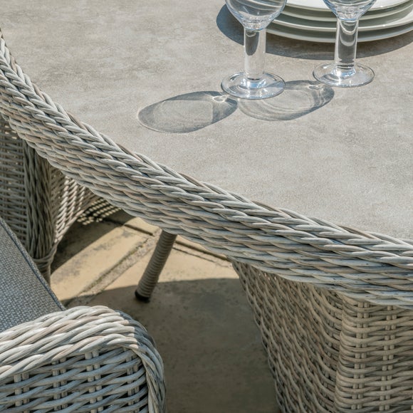 Carousel navigation image position 4 of 6