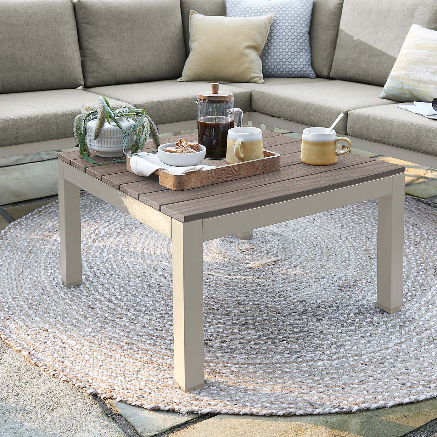 Carousel zoom image position 2 of 4