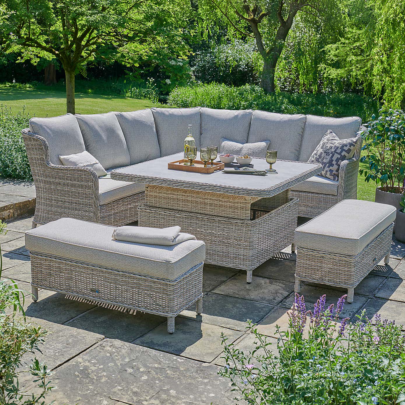 Carousel zoom image position 2 of 10