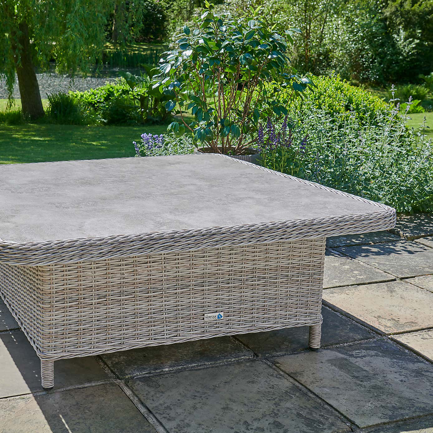 Carousel zoom image position 7 of 10