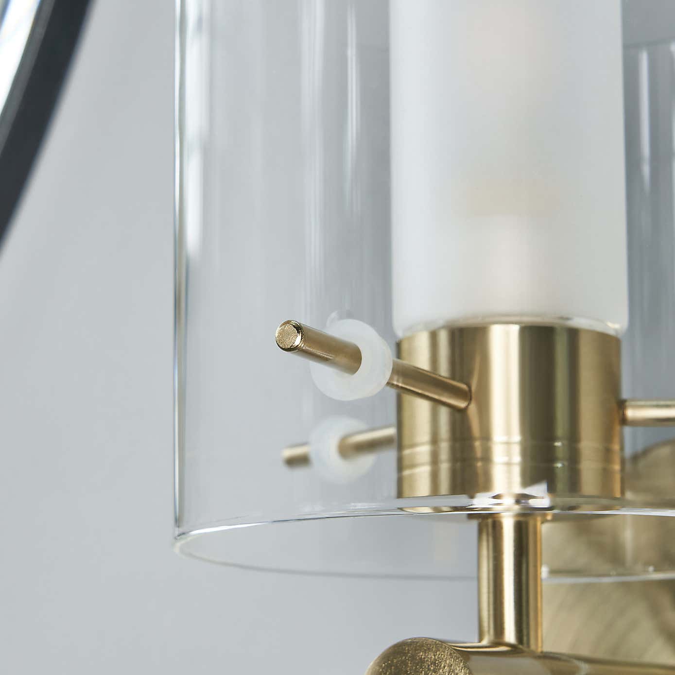 Carousel zoom image position 2 of 3