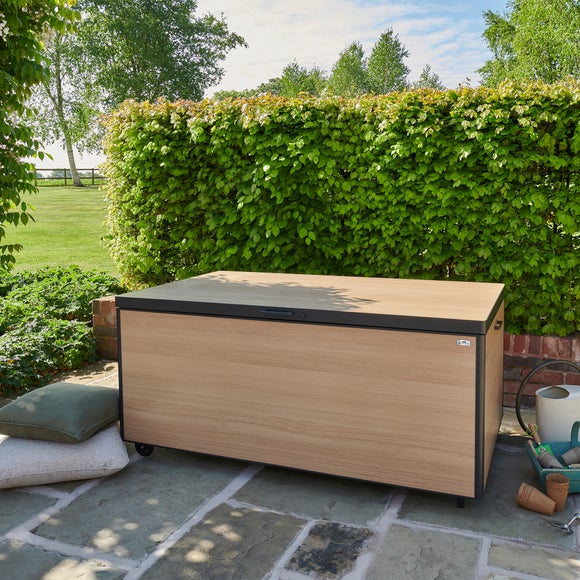 Carousel navigation image position 2 of 8