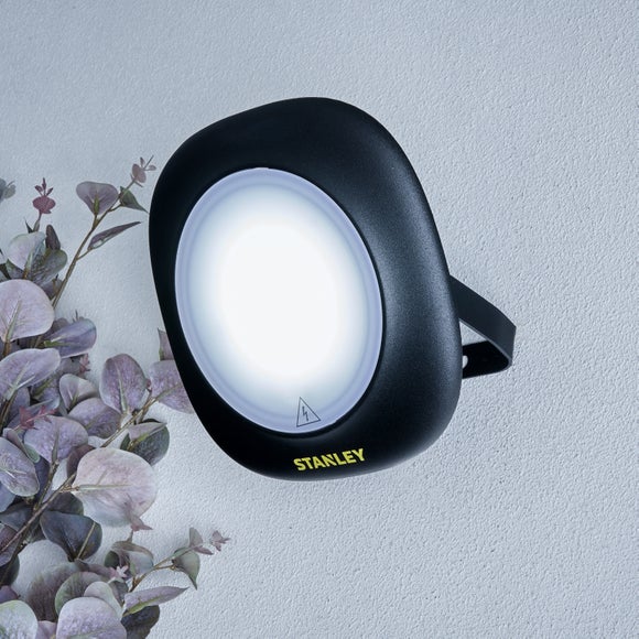 Stanley Modern Adjustable LED Outdoor Circular Flood Light