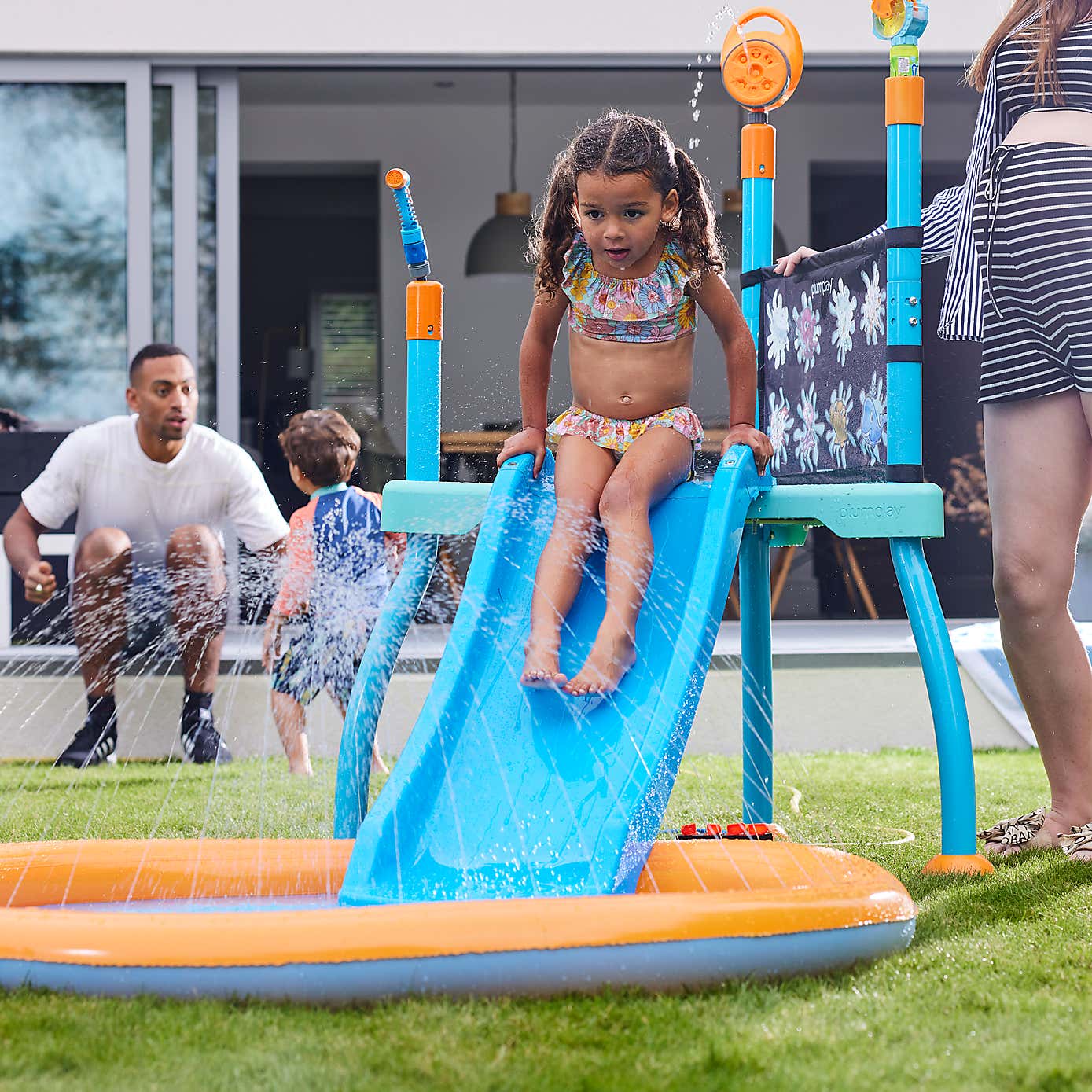 Carousel zoom image position 6 of 9