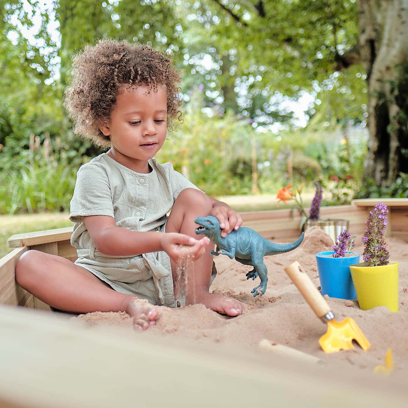 Carousel zoom image position 4 of 4