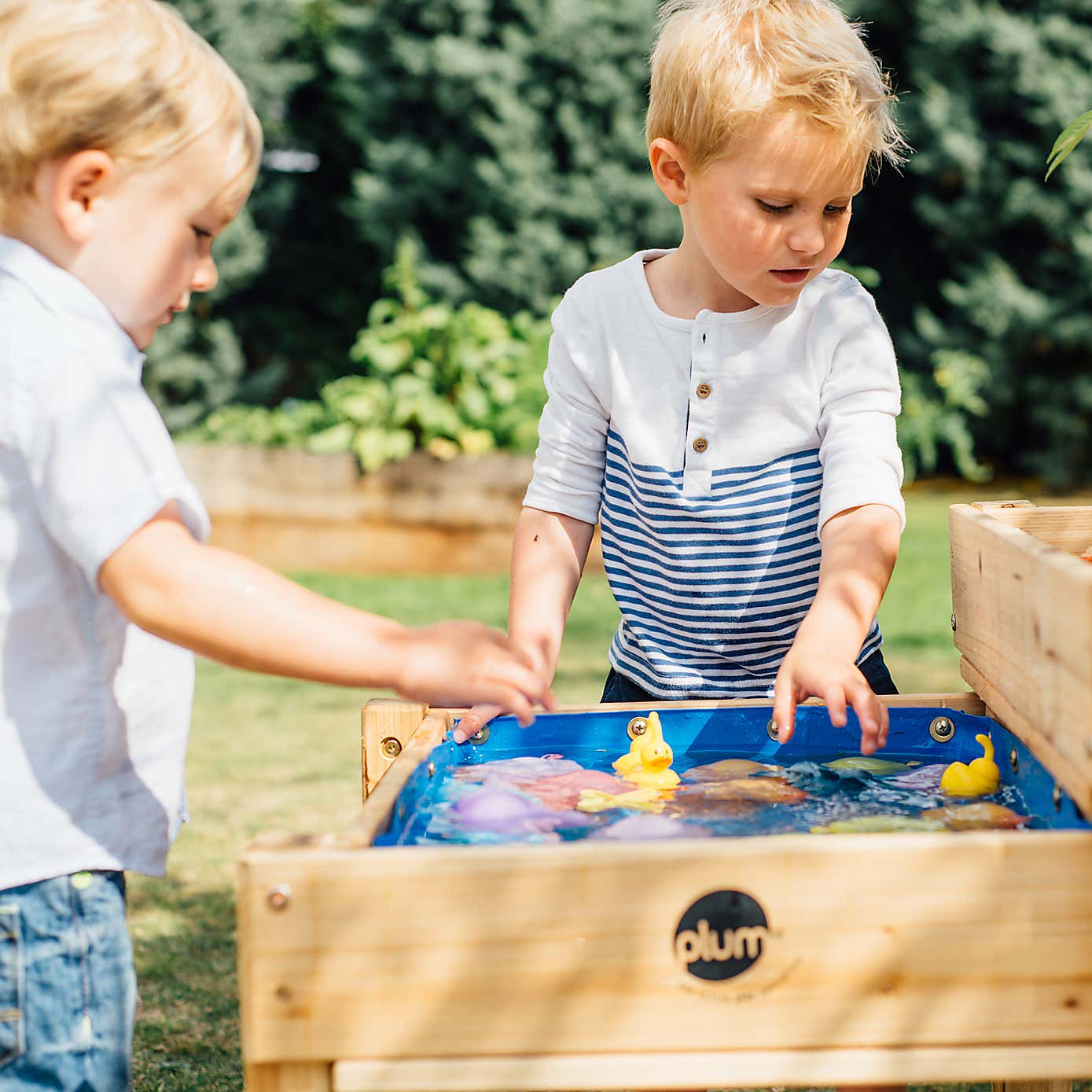 Carousel zoom image position 3 of 8