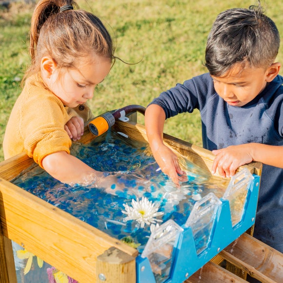 Carousel navigation image position 4 of 10