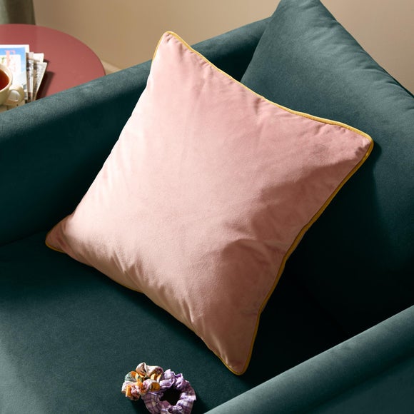 Furn. Square Cushion Cover