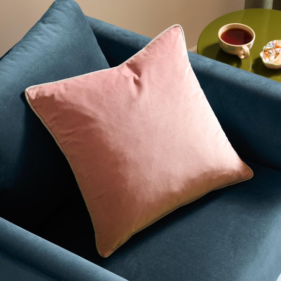 View Furn Square Cushion View Furn Square Cushion